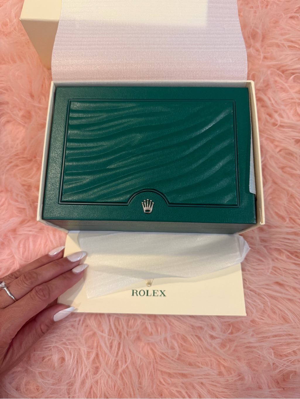 Rolex Dark Green Textured Wave Box With Gold Emblem